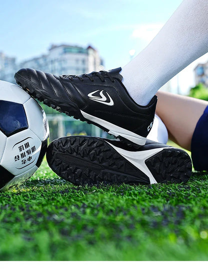 Men Soccer Shoes Youth Football Boots Breathable Comfortable Athletic Training Soccer Cleats Orignal Football Shoes for Kids
