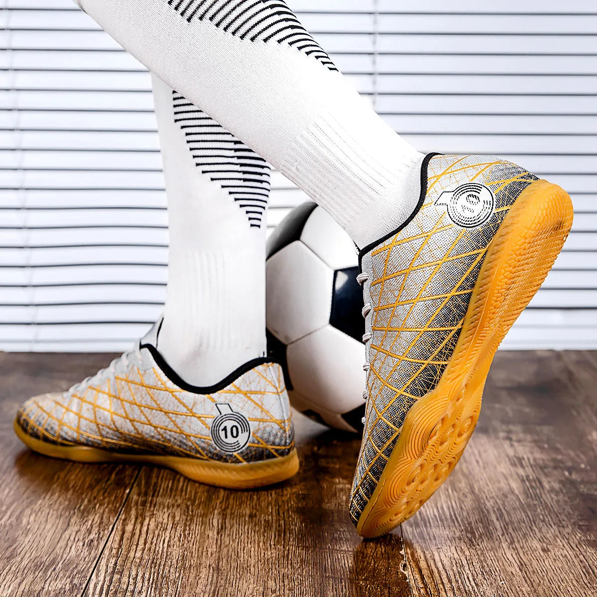 Stylish And Comfortable Adult Training Match Sports Football Shoes Outdoor Indoor Grass Sports Shoes For Youth Students 35-47#