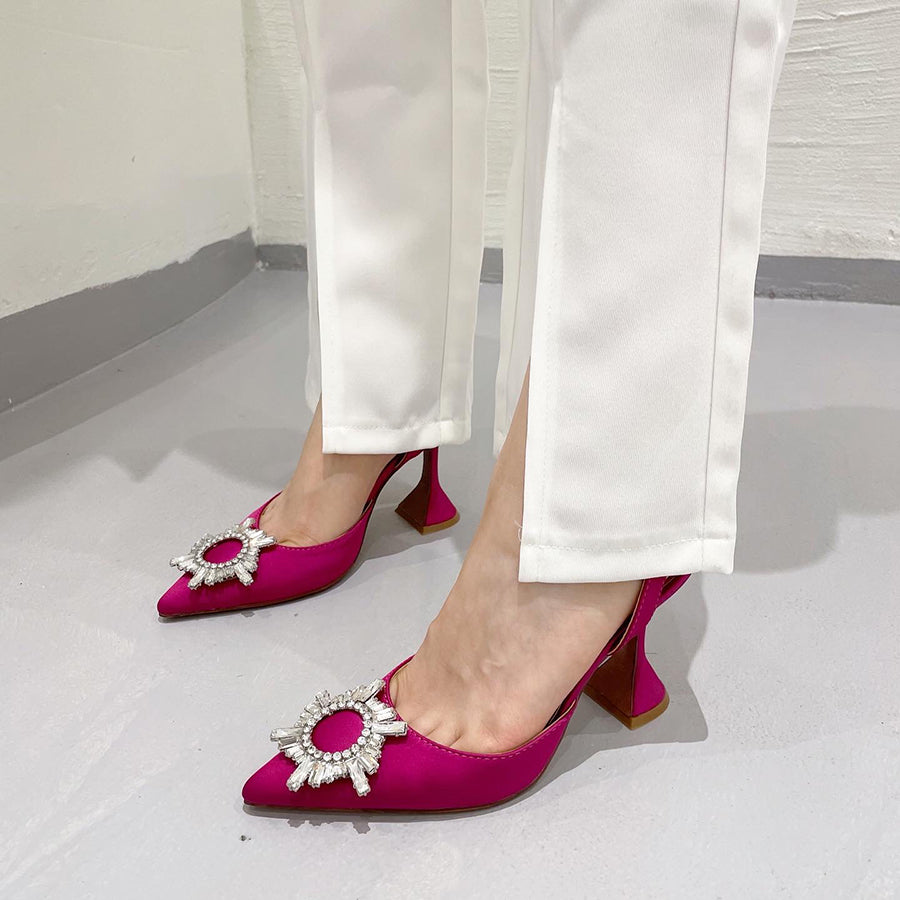 Aneikeh Marca Feminina Salto Alto de Seda Luxuoso Salto Alto com Laço de Borboleta de Cristal Sapatos Pontudos de Verão Salto Triângulo Sapatos de Noiva
