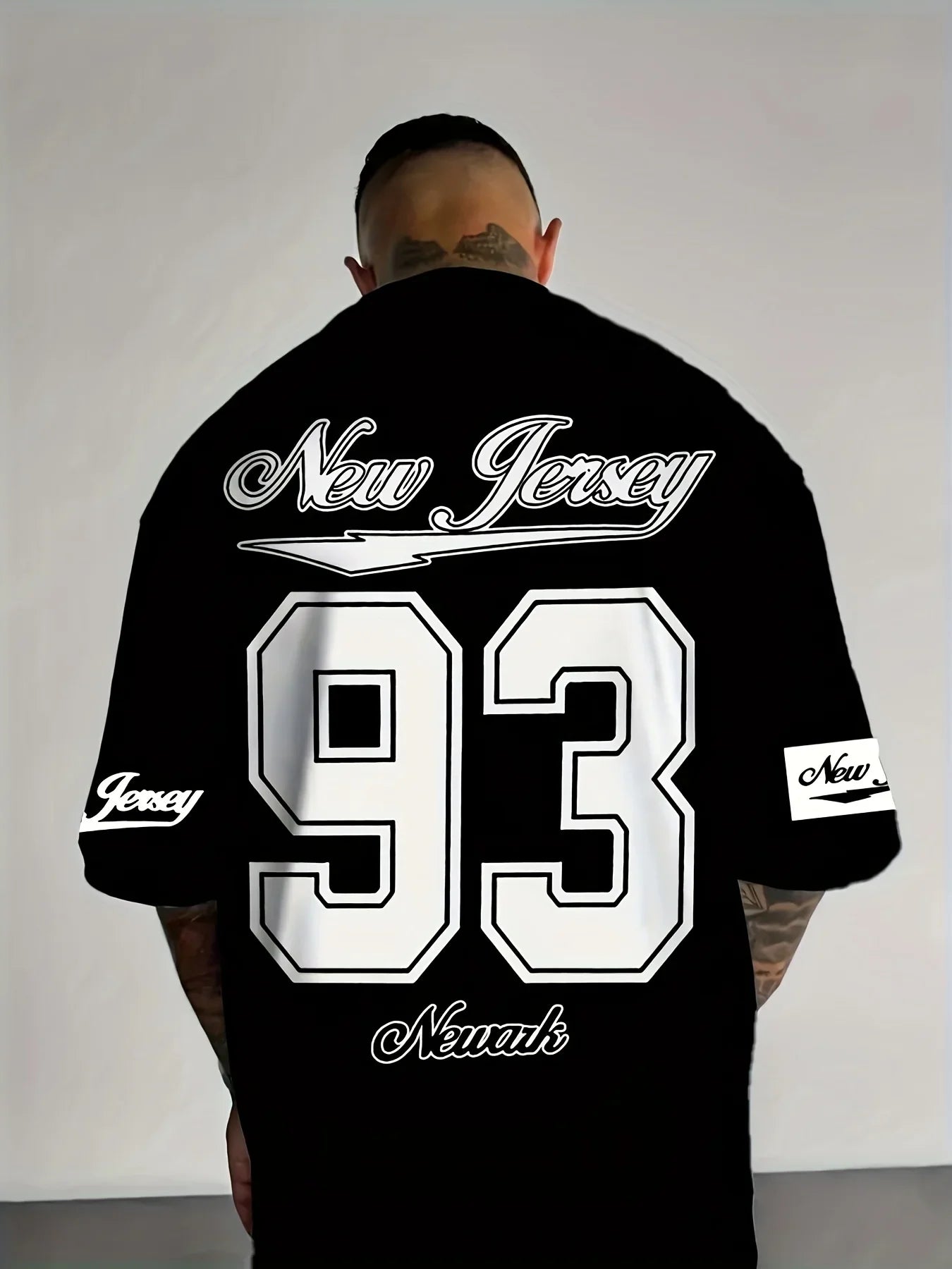 A new summer 2025 streetwear casual fashion simple 3D digital printed soft comfortable breathable and lightweight men's T-shirt