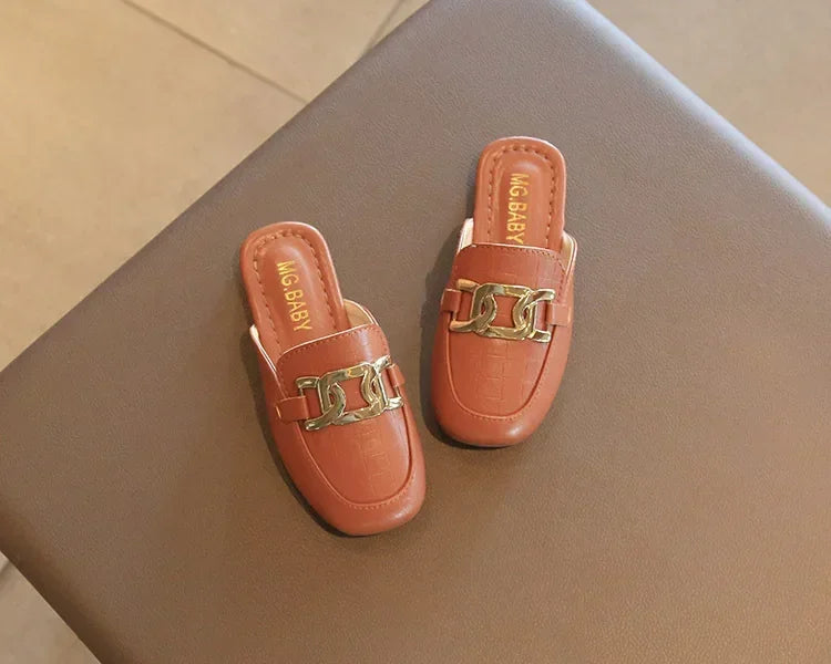 Children Sandals for Girls 2024 Summer New Girls Covered Toes Flat Leather Slippers Casual Lazy Metal Korean Kids Fashion Flats