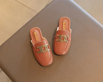 Children Sandals for Girls 2024 Summer New Girls Covered Toes Flat Leather Slippers Casual Lazy Metal Korean Kids Fashion Flats