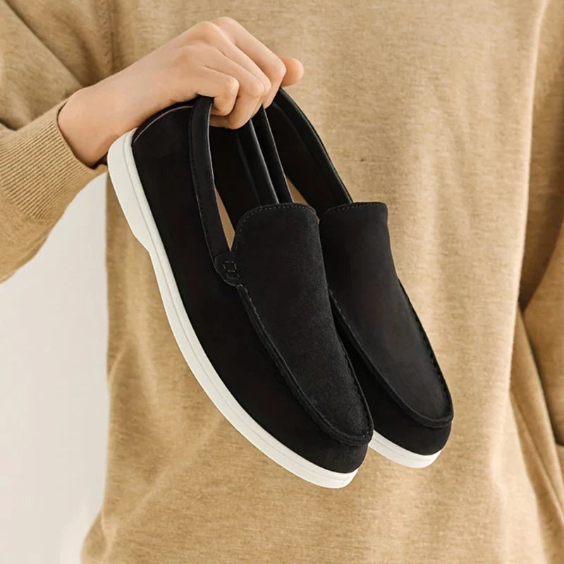 Men's casual shoes - lightweight summer shoes, easy-to-wear closure, synthetic uppers and soles for office, vacation