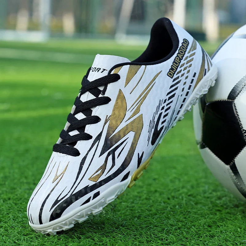 Outdoor Children's Football Shoes Low-cut Kids Soccer Shoes Sports Shoes Comfy Non-Slip Training Shoes For Boys Futsal Sneakers