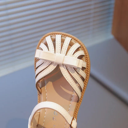 Summer 2025 new girls' princess toe sandals, soft soles and fashionable Roman shoes for baby girls, children's shoes