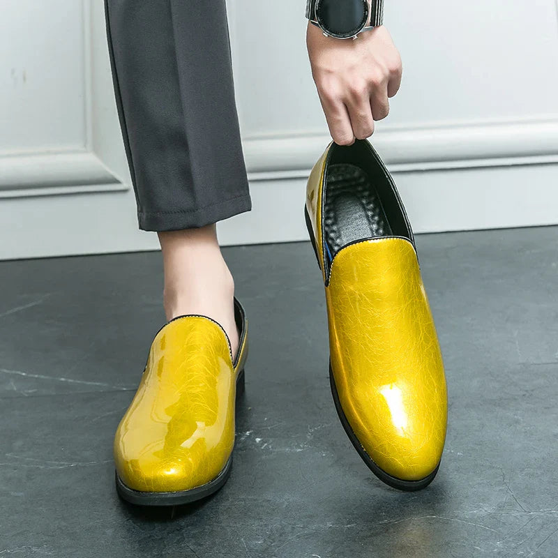 Patent leather bright casual leather shoes set feet a slip-on lazy people work business British windbean men's shoes size 46