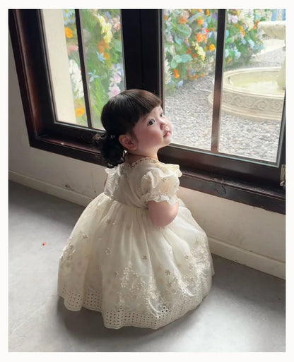 Vestido de princesa Lolita francês para meninas, vestido novo estilo verão para um ano de idade, lindo vestido branco de manga curta para menina fofa