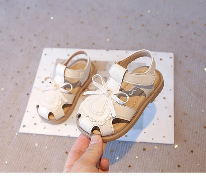 Girls Summer Sandals Toe-covered Anti-kick 2025 Brand New Children Flat Sandals Princess INS Hot Trend Toddler Clog Shoes I03055