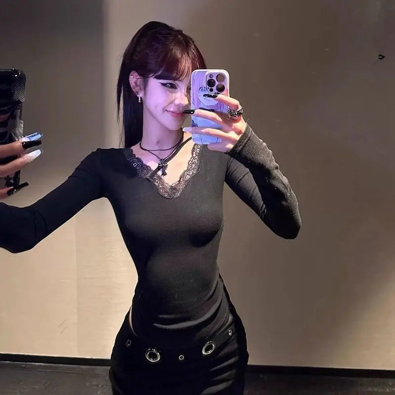 Black Sexy Back Hollow Out Women's T-shirt Goth Long Sleeve Slim 2000s Clothes Y2k Tees Female Clothing Autumn Tops Chic