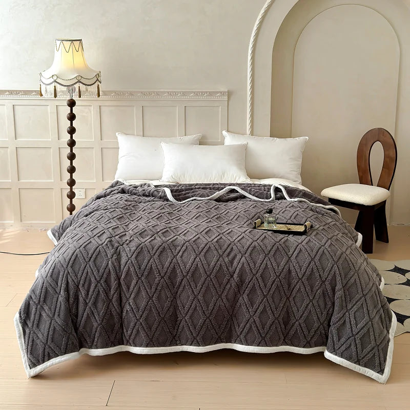 Soft Warm Lamb Fleece Blanket for Bed Sofa Winter Fall and Winter Cozy Flannel Cover for Office Nap Air Conditioning