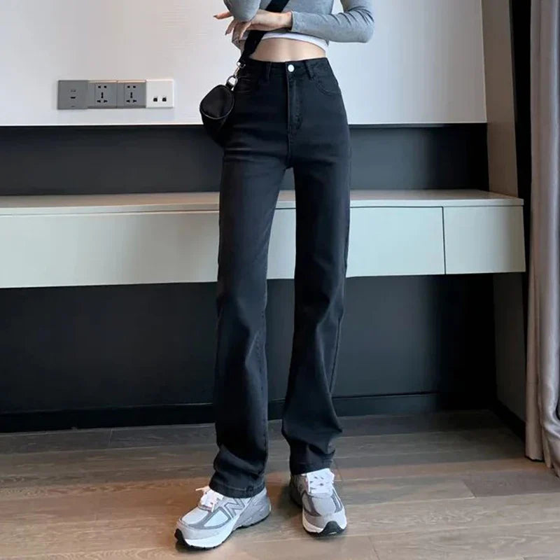 Women Classic Fashion Narrow Straight Leg Jeans