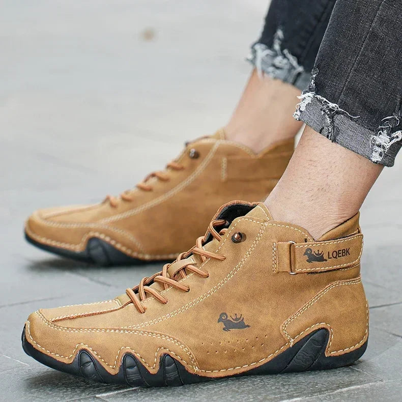 Men's Boots Casual Fashion Luxury Designer Soft Sole Waterproof Mens Loafers New Trend High Quality Couple Lace Up Hiking Shoes