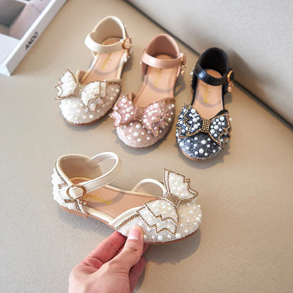 2026 New Summer Girls Sandals Cute Bow Pearl Sequins Kids Princess Shoes Flat Heels Dancing Shoes Size 21-36