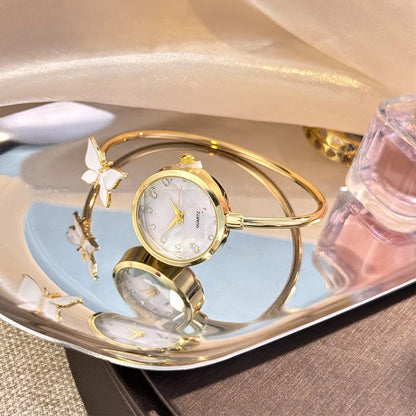 Romantic Butterfly Open Bracelet Luxury Fashion Ladies Quartz Watch Elegant Simple Wristwatch New Model Bestseller