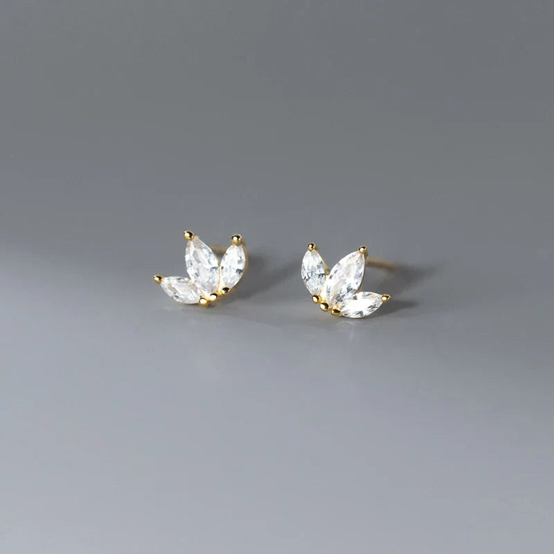 925 Sterling Silver Shiny Small Leaf Zircon Stud Earrings for Women Fashion Korean Teen Crown Piercing Pendientes Jewelry