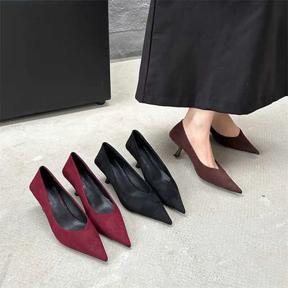 Sapatos de salto alto femininos de bico fino para o outono de 2024, sapatos sexy e rasos, sapatos de salto fino elegantes para mulheres, sapatos de festa, sapatos de salto alto, sapatos elegantes de festa, sapatos femininos.