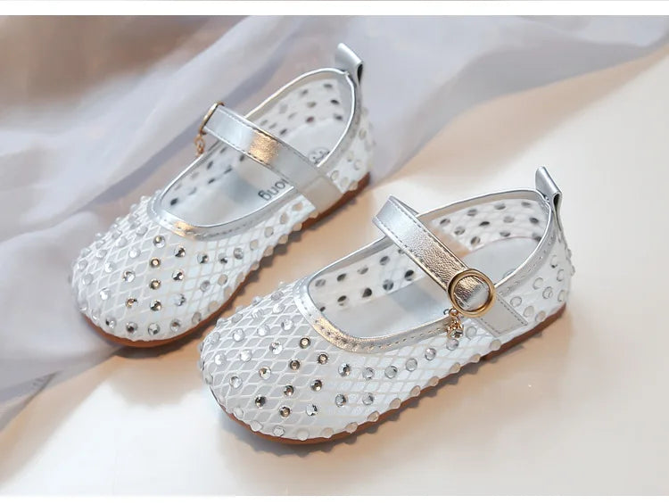 2026Summer Girl's Sandals Crystal Air Mesh Biege Sliver Luxury Kids Flat Shoes Beautiful Party Graceful Anti-skid Childern Shoes