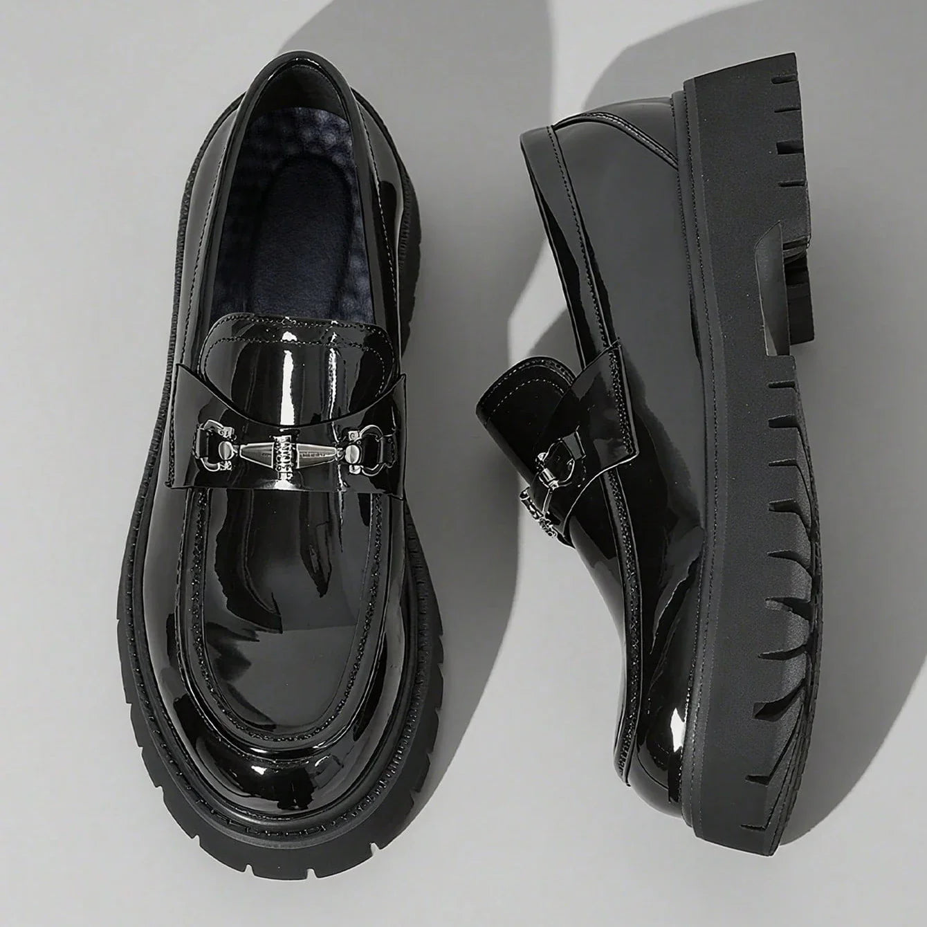 Europe Fashion Thick Sole Men's Penny Loafers Slip-On Business Dress Shoes Gentleman Glossy Buckle Formal Party Black Shoes