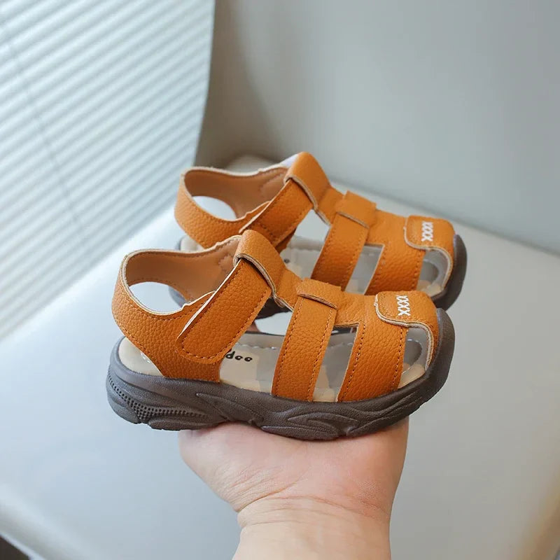 Baby Boys Summer Sandals Kids Beach Shoes Classic Fashion Hollow Toe-capped Anti-kick Toddlers Kindergarten Sandals Breathable