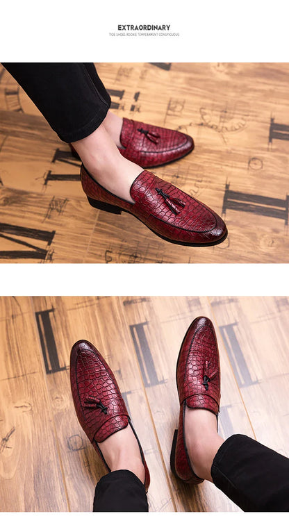 Mens British Loafers Solid Color Pointed Toe Tassel Slip On Classic Fashion Business Casual Formal Wedding Dress Shoes for Men