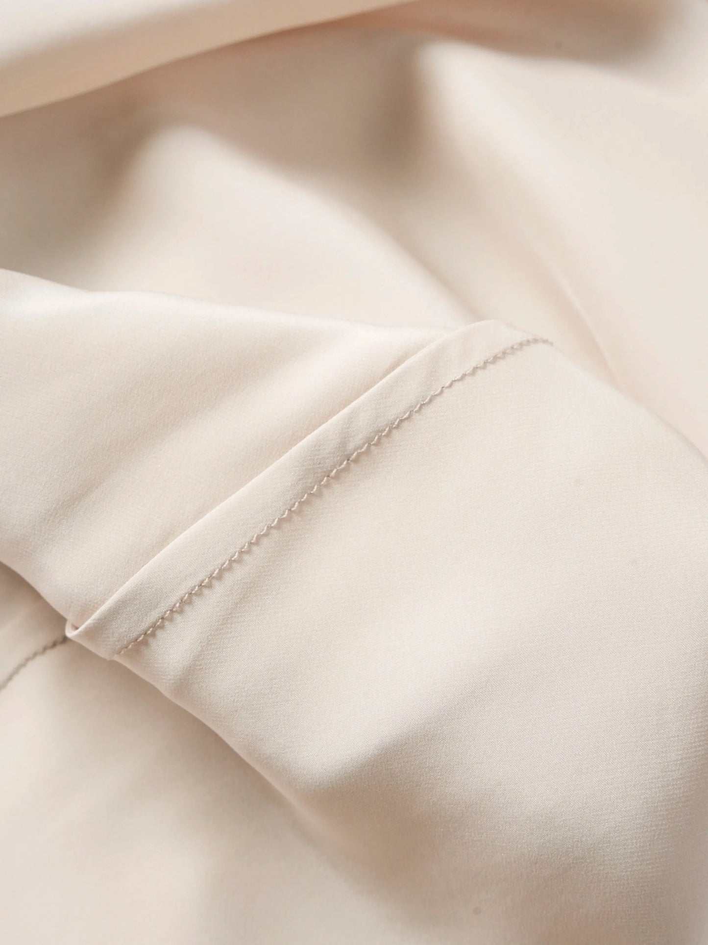 100% Natural Mulberry Silk Plain Satin French V-neck Diagonal Cut Women's Sexy Solid Suspender Dress