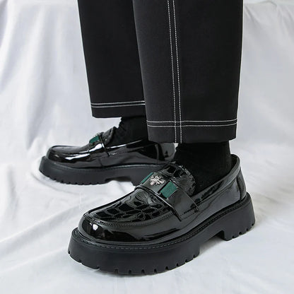 2026 Fashion Bee Design Men's Leather Shoes Thick Sole Luxury  Slip On Loafers Comfort Fashio Business Party Formal Dress Shoes