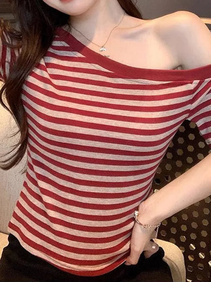 1pcs Girl Summer Striped T-shirt Womens Classic Basic Fashion Tee New Ladys Short Sleeve Loose Tops Females Off Shoulder Tshirts