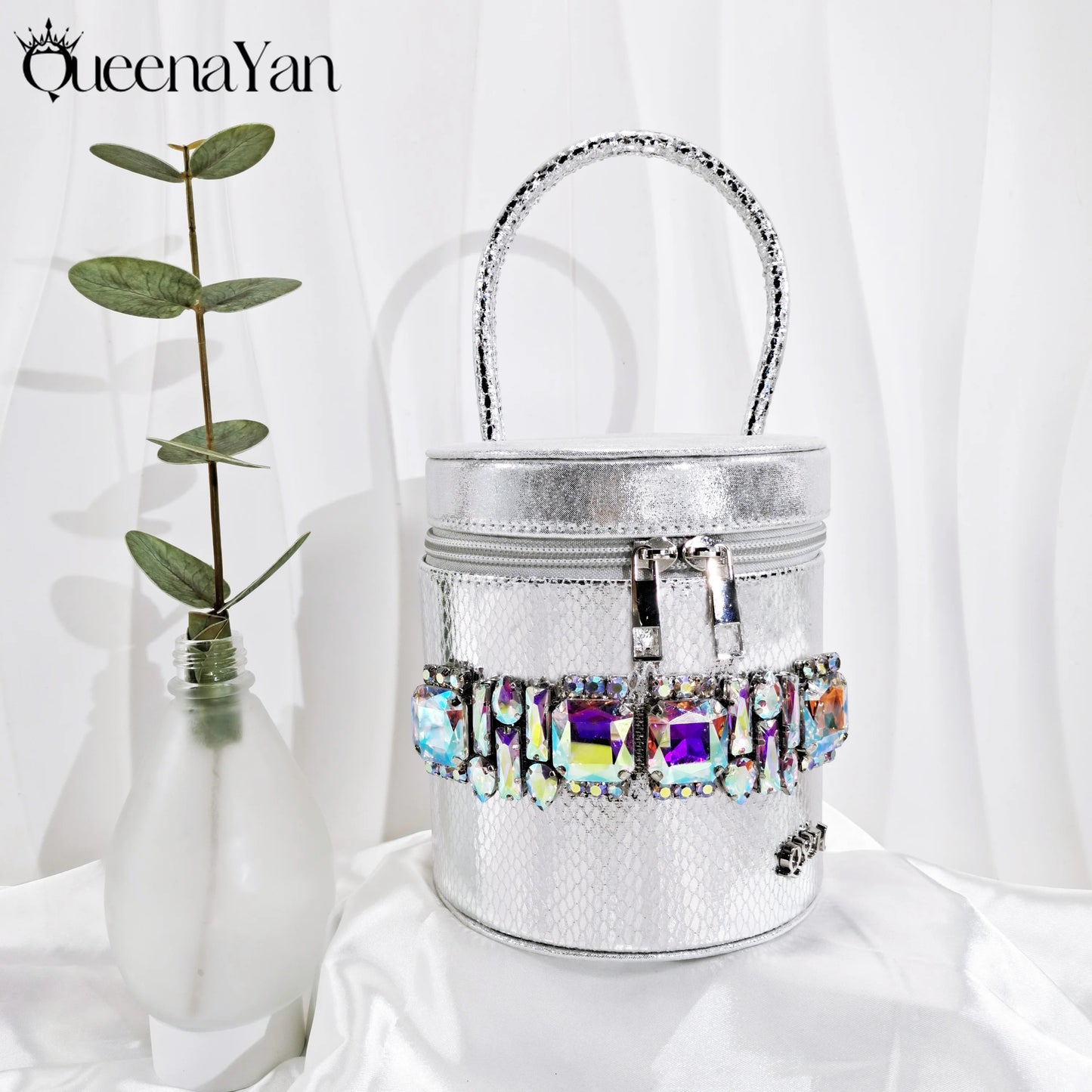 Fashionable New Gold Open Toe Women's Sandals with Matching Bucket Bag Set Perfect for Weddings and Parties