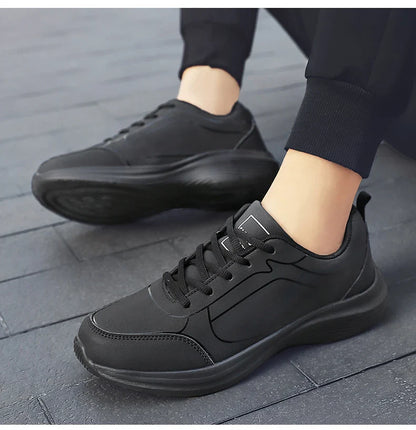 2025 New Lightweight Men Casual Leather Sneakers Non-slip Breathable Male Outdoor Running Shoes Lace Up Soft Sport Shoes