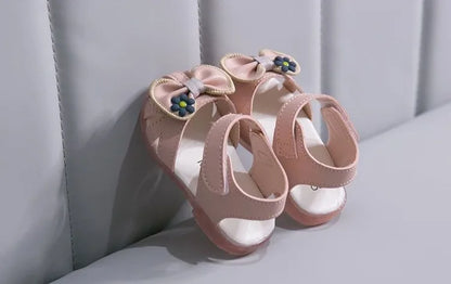2026 New Girls Baby Soft Sole Princess Sandals Extra Soft Summer Toddler Closed Toe Fashion Walking Shoes