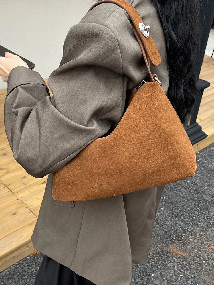 Various Genuine Leather Luxury Bag Fashion Women's Handbag Vegetable Basket Style Portable Women Bucket Bag with Lock