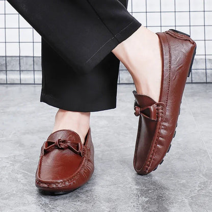 Genuine Leather Men Casual Shoes Black Mens Loafers Fashion Luxury Brand Lightweight Comfortable Slip on Boat Driving Shoes