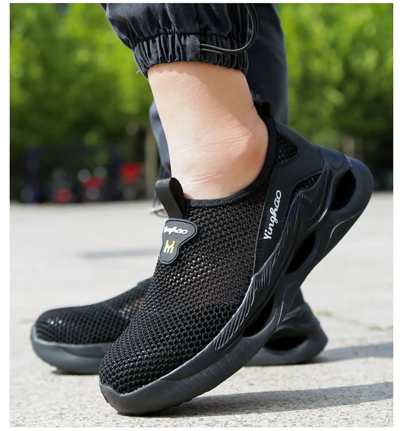 Lightweight safety shoes with large mesh, breathable, odor resistant, impact resistant, puncture resistant, and soft work shoes