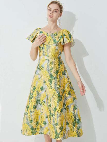 French Embellished Jacquard Dress for Women Waist-Cinching Slim-Fit Midi Dress with 3D Jacquard Perfect for Banquets