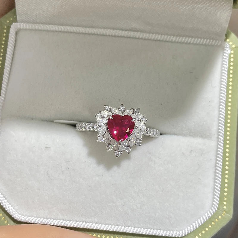6*6mm Pigeon Blood Ruby Heart Rings for Women Lab Gems White Moissanite Engagement Ring Pure 925 Silver Plated 18K