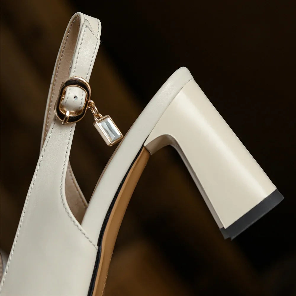 2025 French Style Genuine Leather Sandals Women Covered Toe Butterfly Knot Party Dating Sandals Office Ladies Pumps
