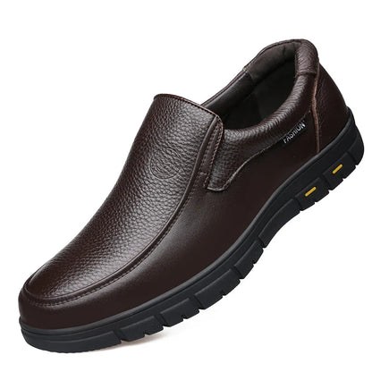 High Quality Leather Men Casual Shoes Italian Luxury Brand Mens Loafers Breathable Formal Mens Dress Shoes Slip-on Driving Shoes