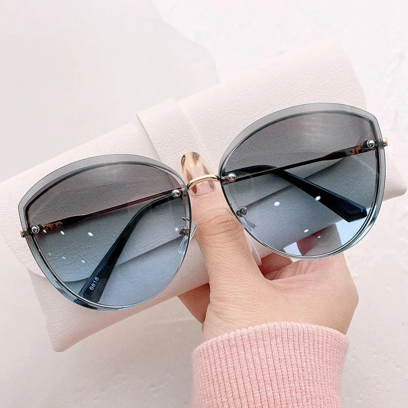 Sunglasses for Ladies: Women Driving Glasses | Armani Sunglasses