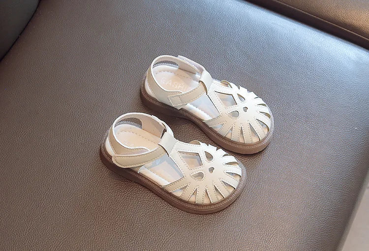 Children's Soft-soled Shoes Summer T-Strap Closed Toe Little Girls Princess Fashion Anti-Slip Korean Style Boys Beach Sandals