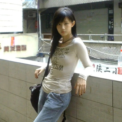 Karrram Camiseta Japonesa Y2k com Estampa de Letras Trashy Estilo Anos 2000 Blusas Caneladas de Manga Comprida Vintage Harajuku Streetwear Retrô Americano