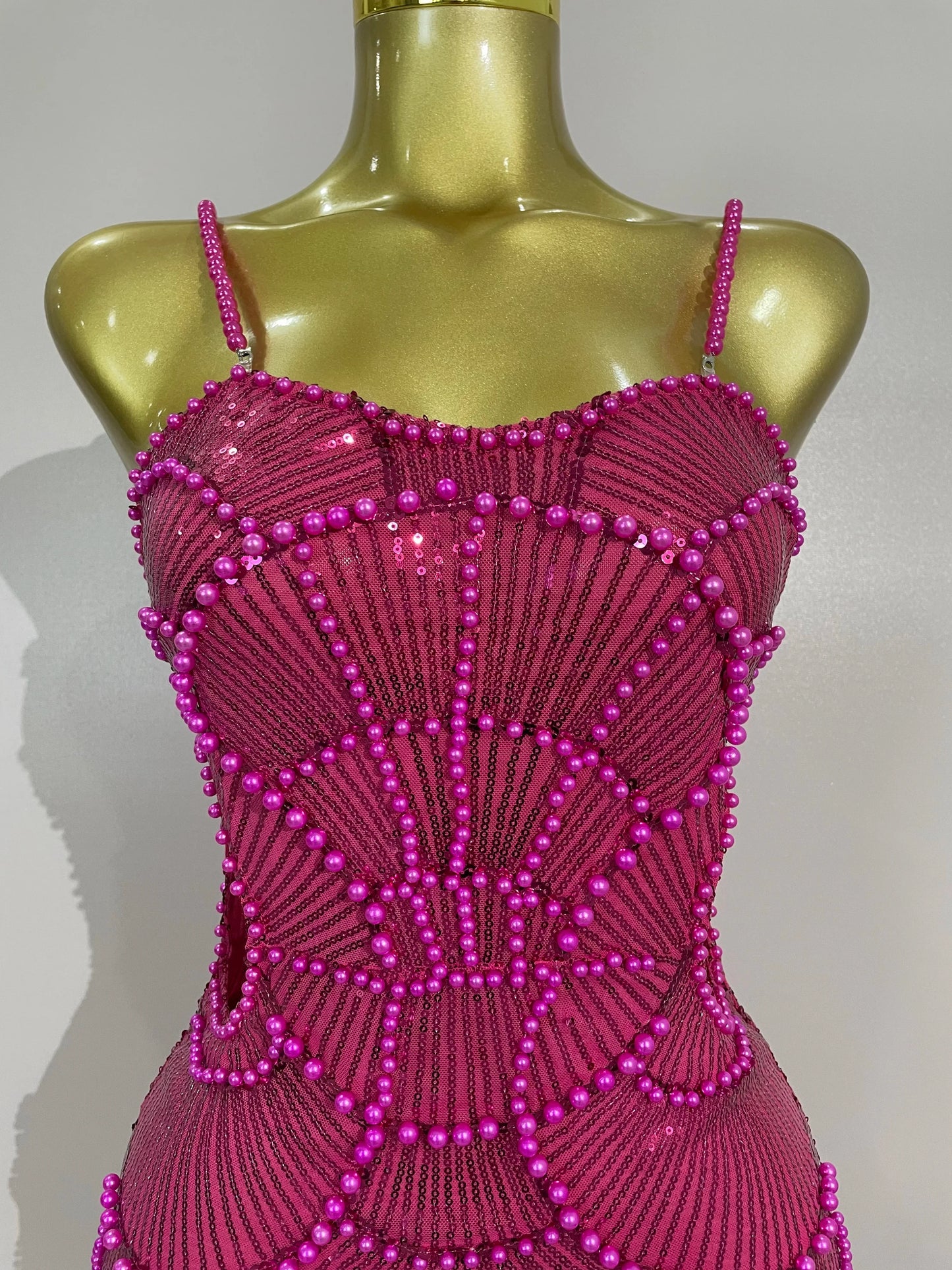 Women Hot Sale Sleeveless Sexy Strap Pearl Beading Sequins Bodycon Long Dress Celebrate Evening Party Birthday Outfit Vestido