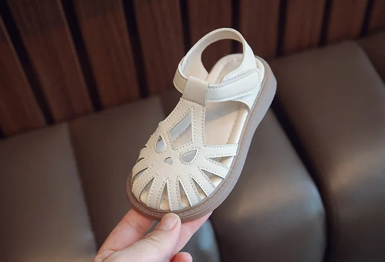 Children's Soft-soled Shoes Summer T-Strap Closed Toe Little Girls Princess Fashion Anti-Slip Korean Style Boys Beach Sandals