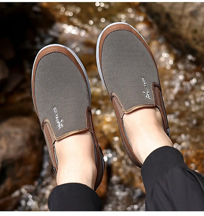 Loafers Men Sneakers Mesh Breathable Non-Slip Slip On Vulcanized Shoes Soft Sole Solid Color Comfortable Water Shoes