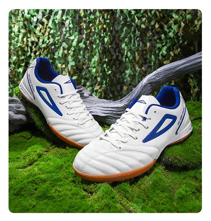 New Men Football Boots Indoor Futsal Soccer Shoes Ultralight Wholesale Professional Training Unisex Breathable Drop Shipping