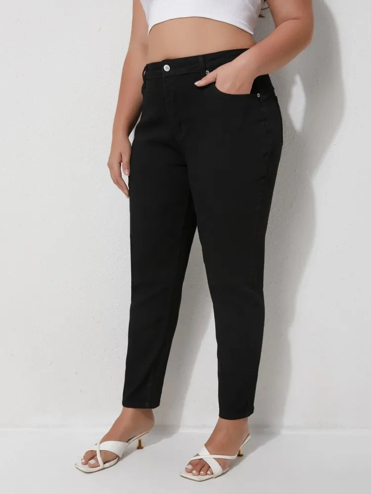 Plus Size Black Jeans Mid rise Ankle length Denim Trousers