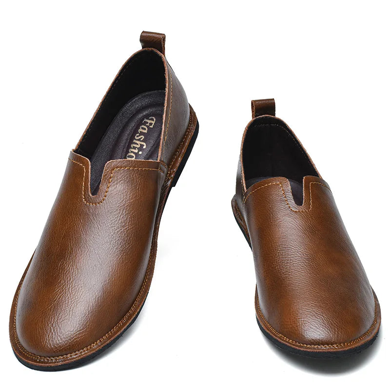 Mocassins Casuais Retrô Masculinos de Sola Macia Confortáveis e Antiderrapantes Feitos à Mão para Sapatos de Negócios Casuais 38-47