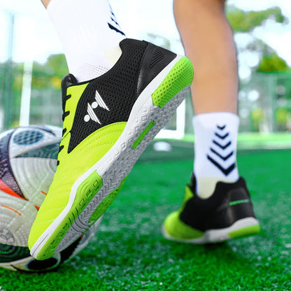 New Men Soccer Shoes Indoor High-top Non-Slip High-quality Match Futsal Sneakers Football Boots Grass Hot-selling Outdoor 37-45
