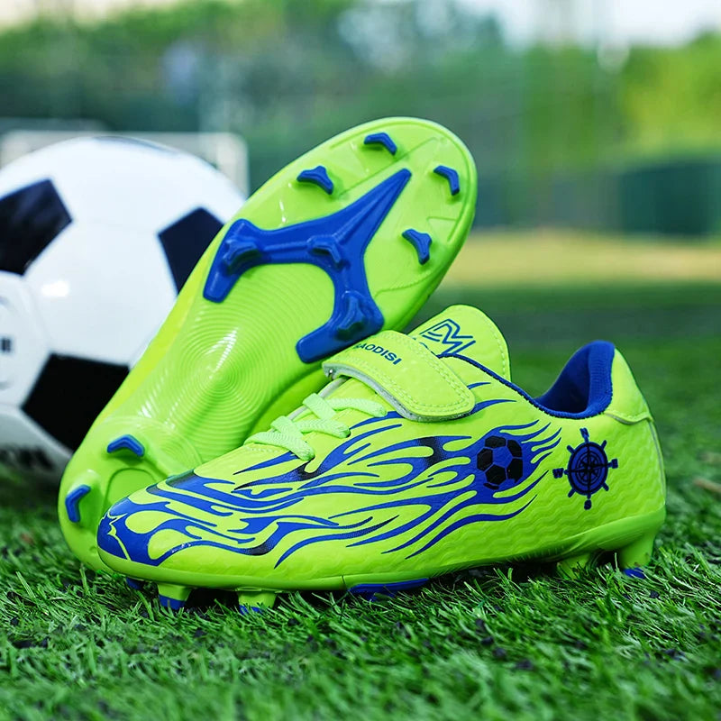New Kids Low Top Soccer Shoes Boys Football Cleats Boys Lightweight Training Boots Youth Breathable Comfortable Football Sneaker