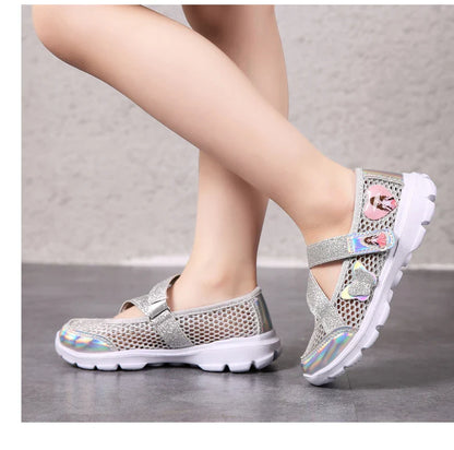 Girls Sandals Cartoon Sweet Soft Sole Children Beach Shoes Children's Summer Floral Sandals Princess Shoes Fashion Cute