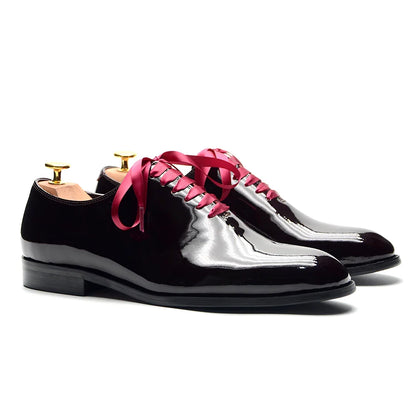 Luxury Men's Dress Shoes Burgundy Smooth Patent Leather Italian Whole Cut Plain Toe Oxford Lace-Up Wedding Party Formal Shoes